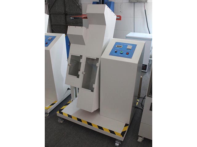 滚筒跌落试验机